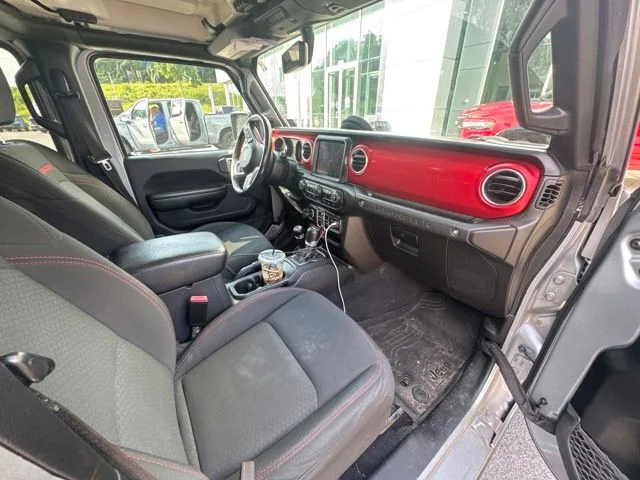 Used 2021 Silver Jeep Unlimited Rubicon image 8