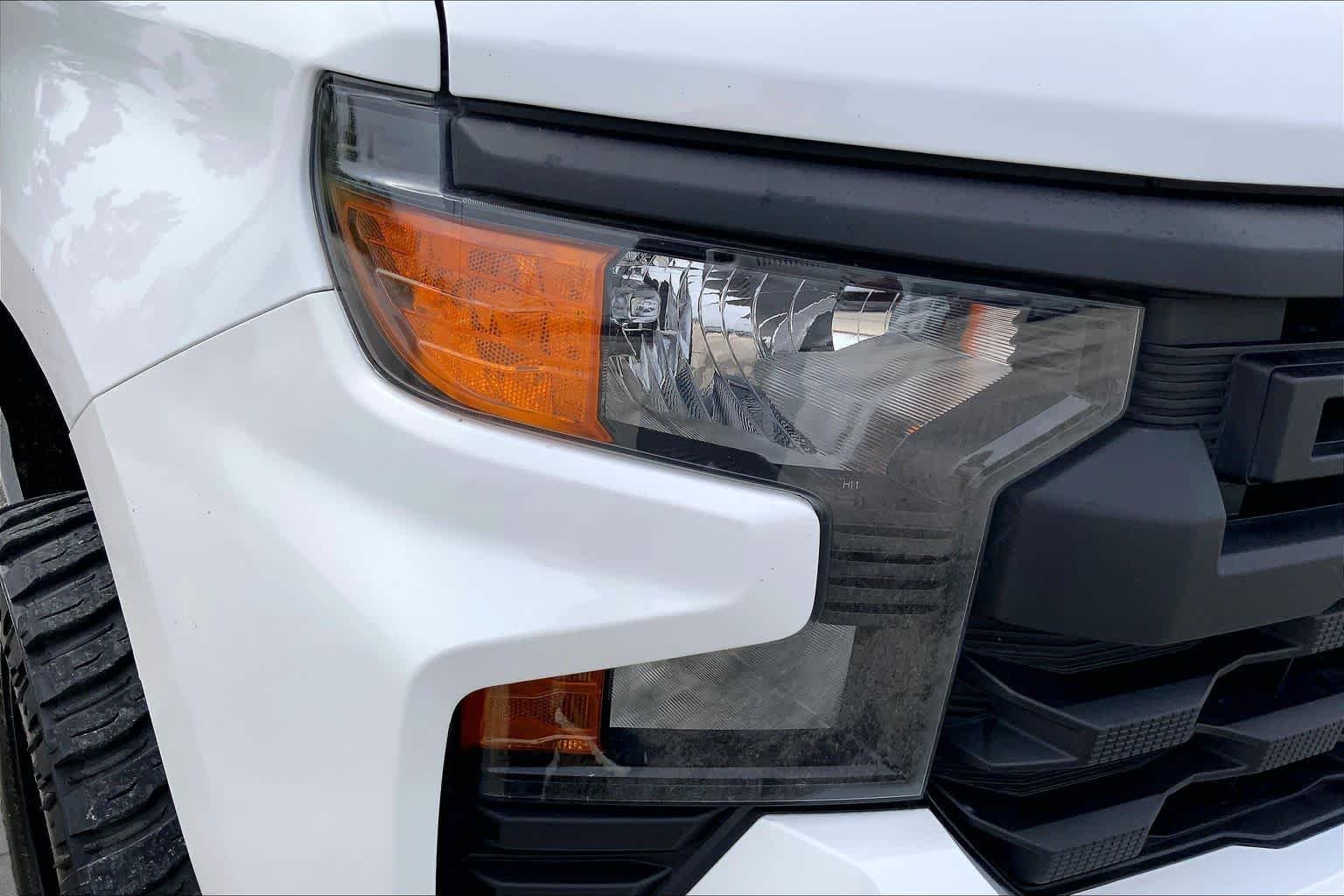 Used 2023 Summit White Chevrolet Custom image 27