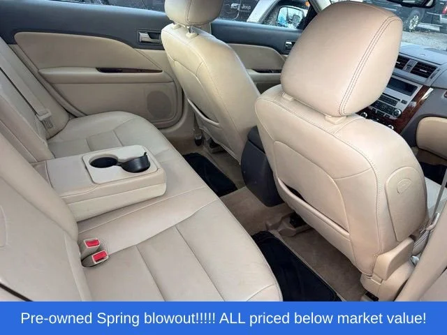 Used 2010 White Ford SEL image 16