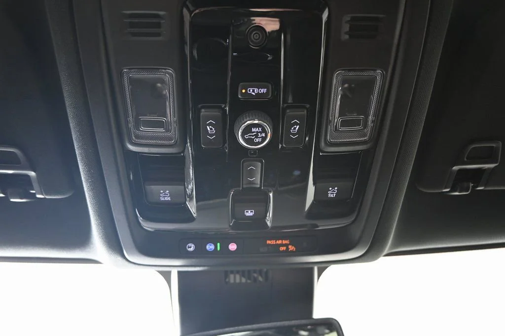 2026 Chevrolet Suburban Premier - Photo 34