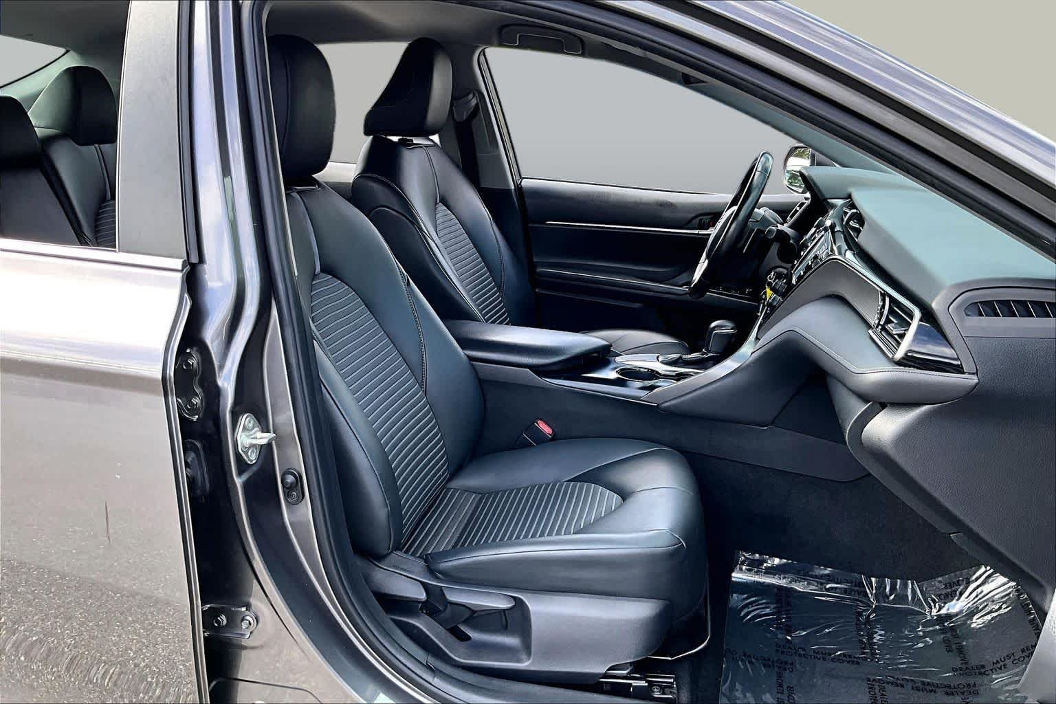 Used 2019 Predawn Gray Mica Toyota SE image 9