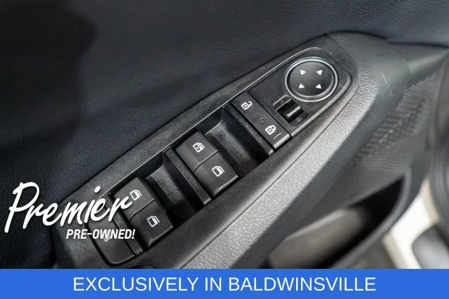 Used 2021 White Kia EX image 17