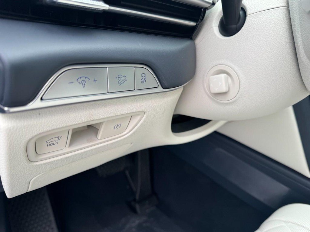 New 2027 Bering Blue Genesis 3.5T Prestige image 12