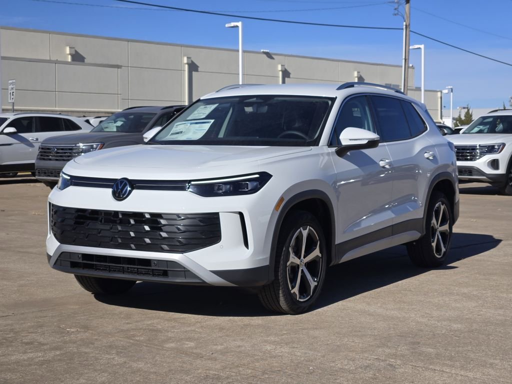 New 2026 White/off-white Volkswagen 2.0T SE image 2