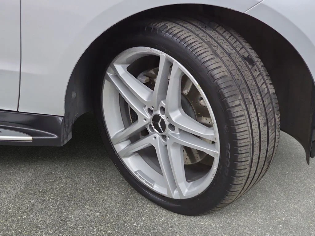 Used 2019  Mercedes-Benz GLE 43 AMG® image 35