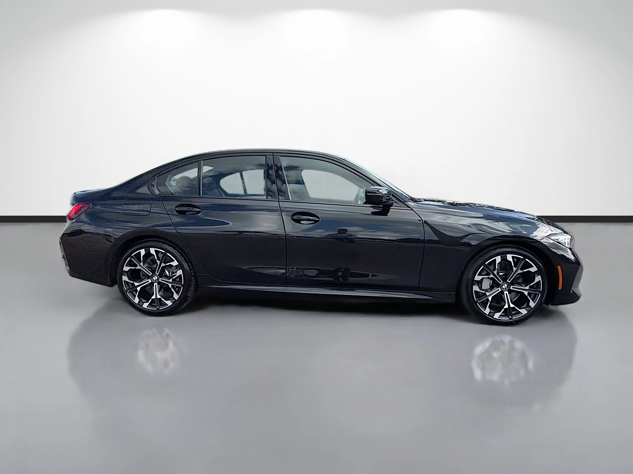 New 2026 Black Sapphire Metallic BMW 330i NA image 2