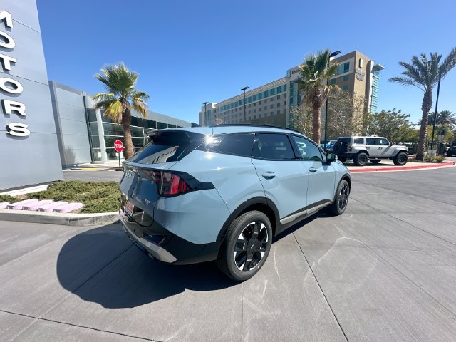 New 2027 Heritage Blue Kia SX Prestige image 7