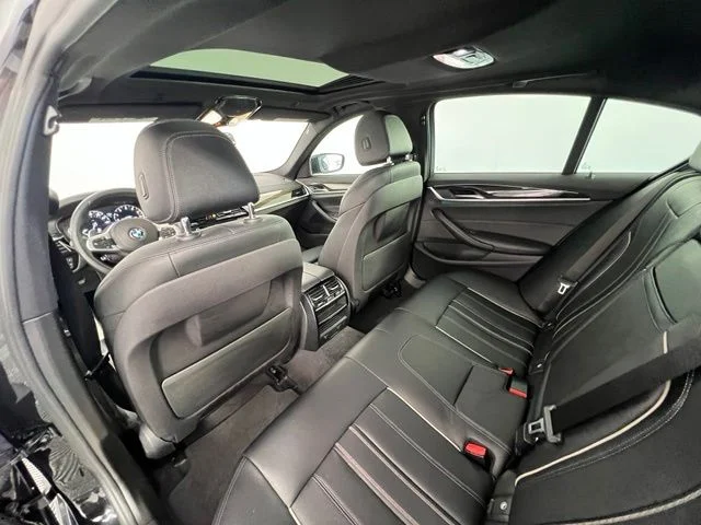Used 2018 Black BMW 540i image 14