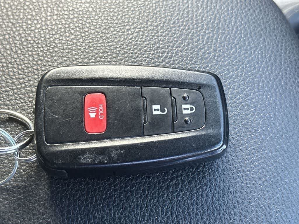 Used 2024 Ruby Flare Pearl Toyota Hybrid XLE image 28