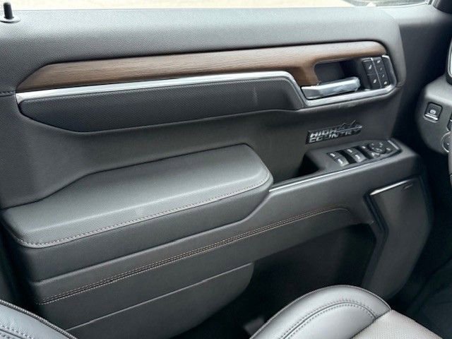 2026 Chevrolet Silverado 1500 High Country - Photo 30