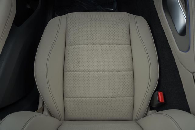 New 2026 Polar White Mercedes-Benz GLE 350 image 31