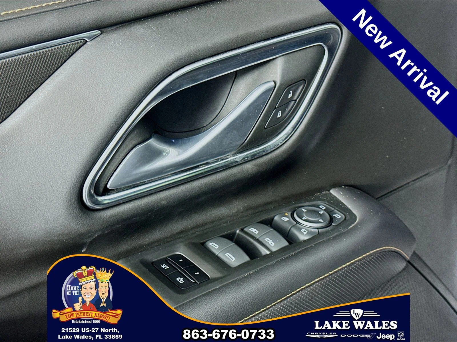 Used 2022 Gray GMC AT4 image 18
