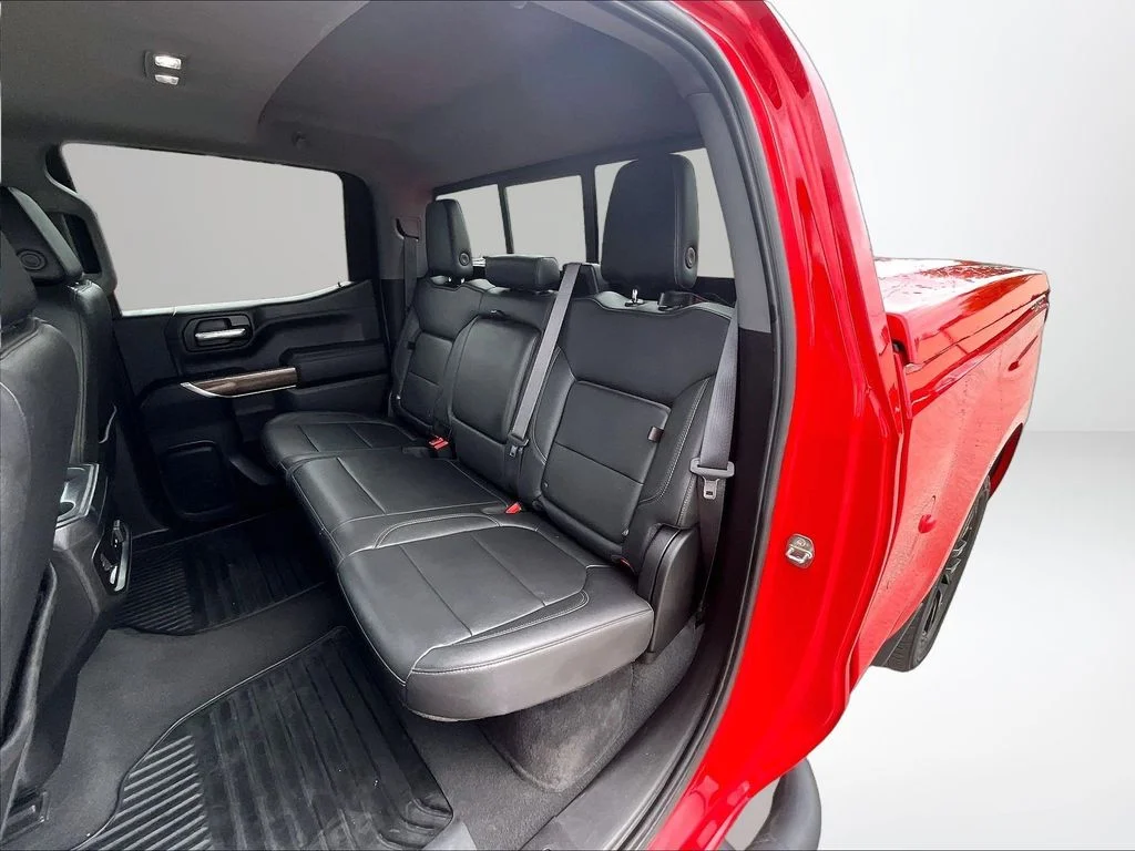 Used 2021 Red Chevrolet RST image 28