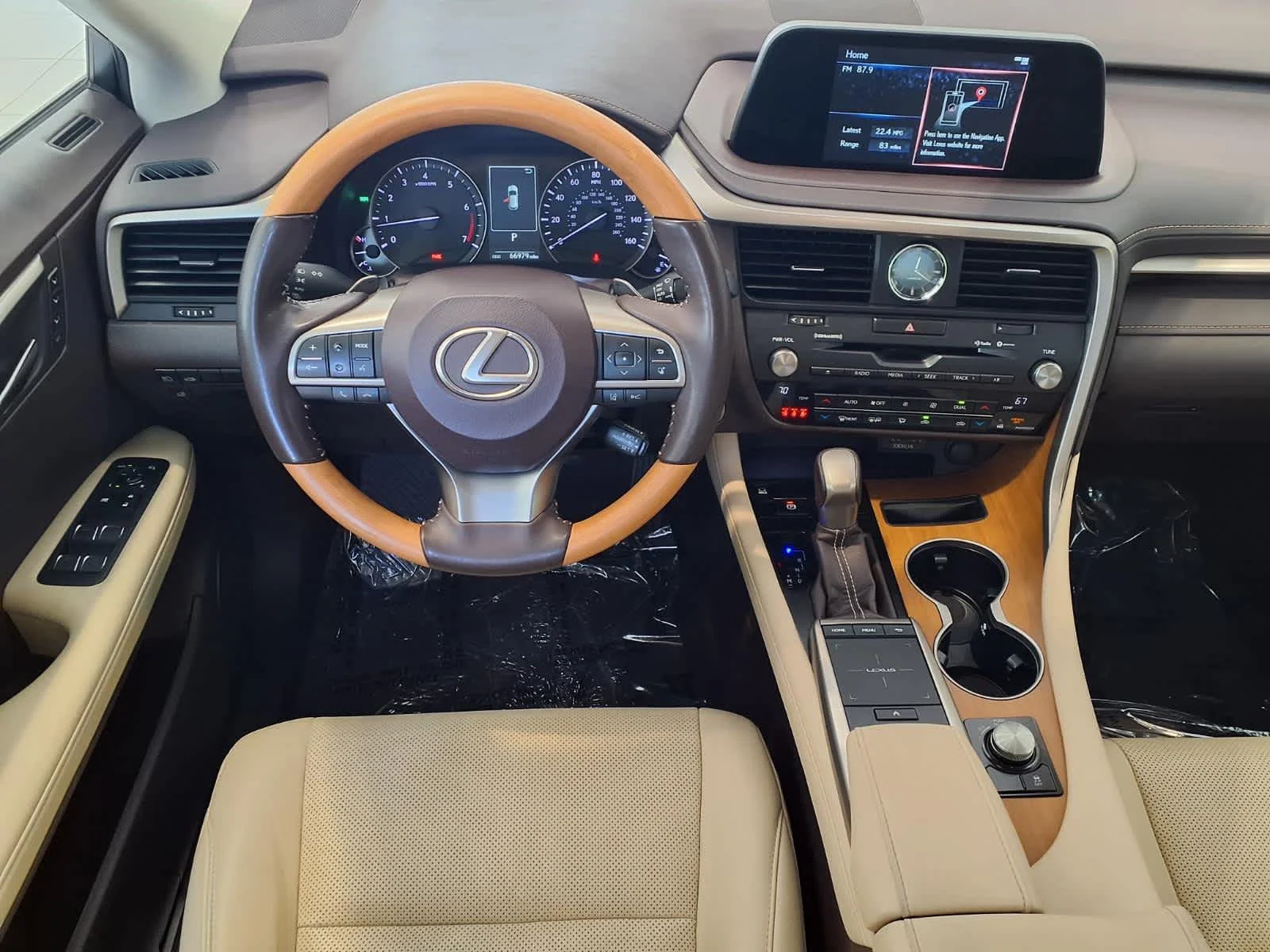 Used 2020 Eminent White Pearl Lexus  image 25