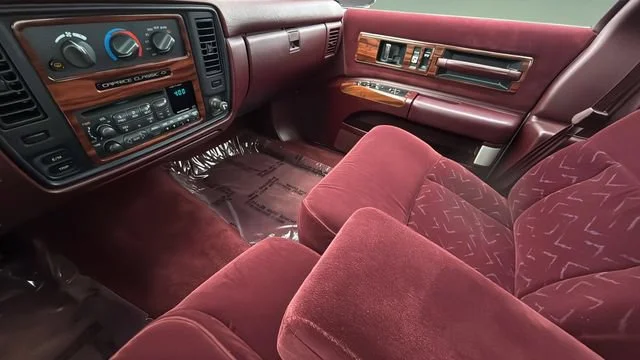 Used 1996 White Chevrolet 1SA Special Value Pkg image 14