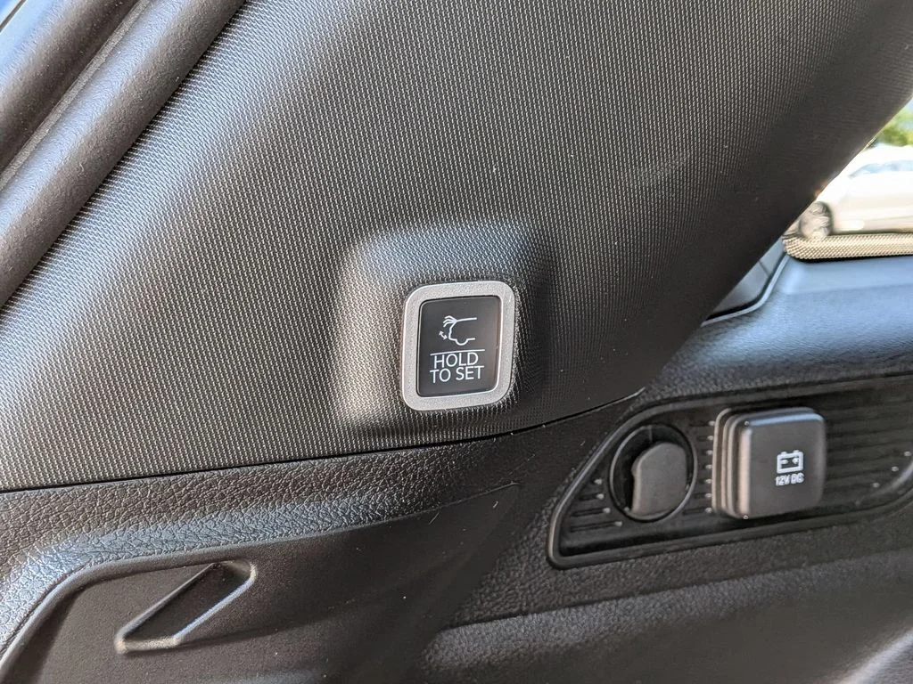 Used 2026 Black Jeep Altitude image 7