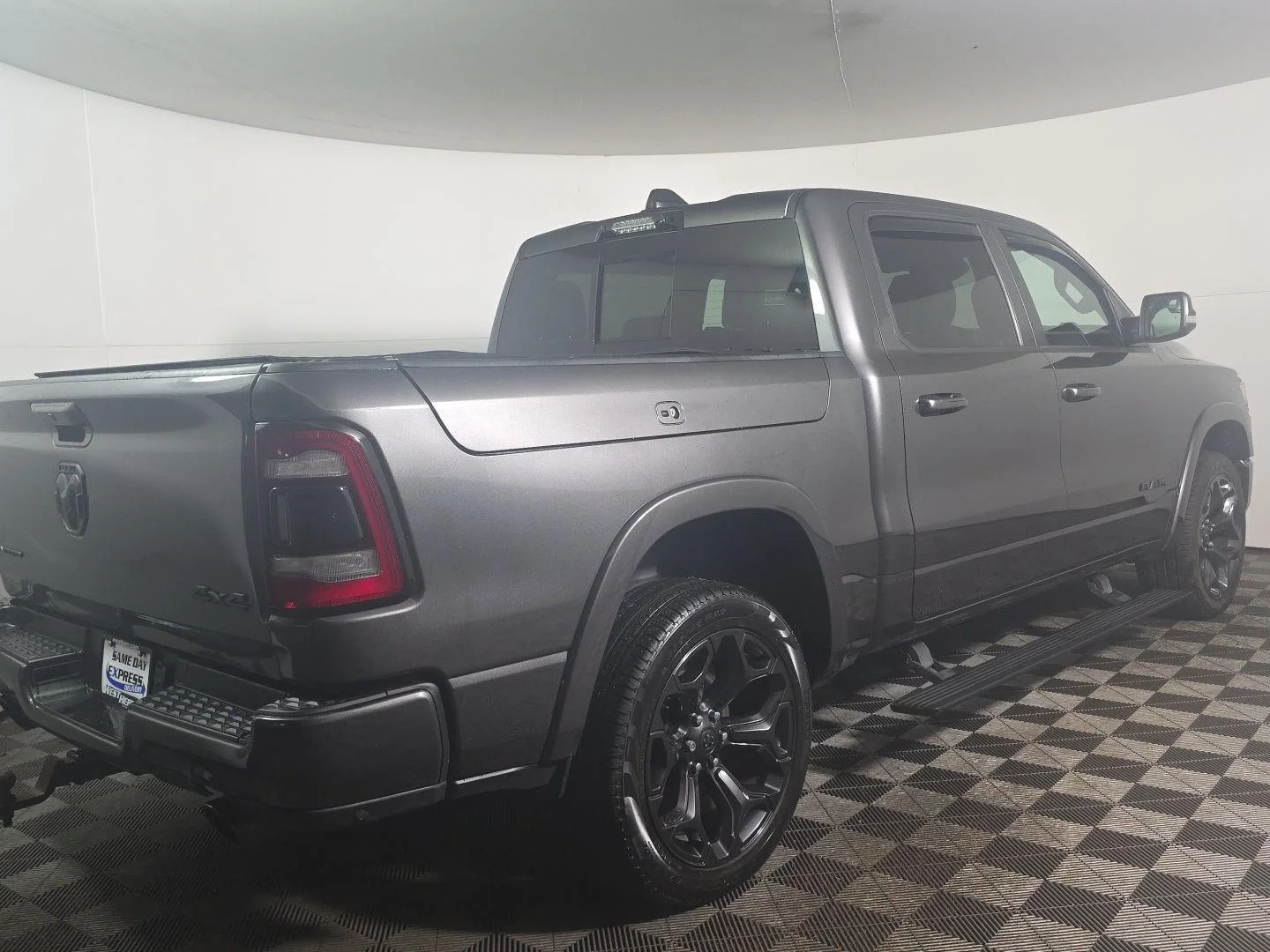 Used 2022 Granite Crystal Metallic Clearcoat Ram Limited image 10