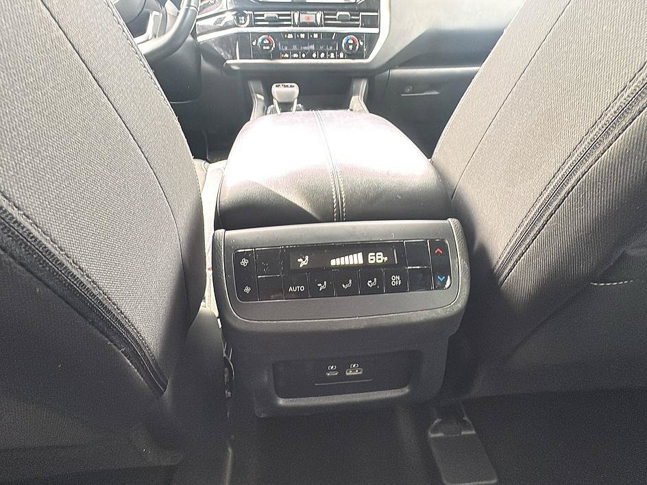 Used 2025 Super Black Nissan SV image 20