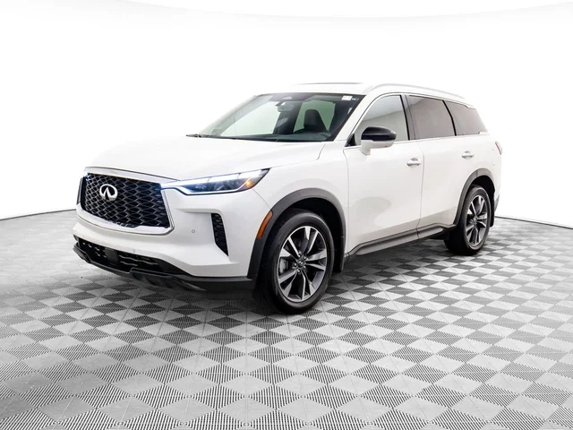 2025 INFINITI QX60 LUXE