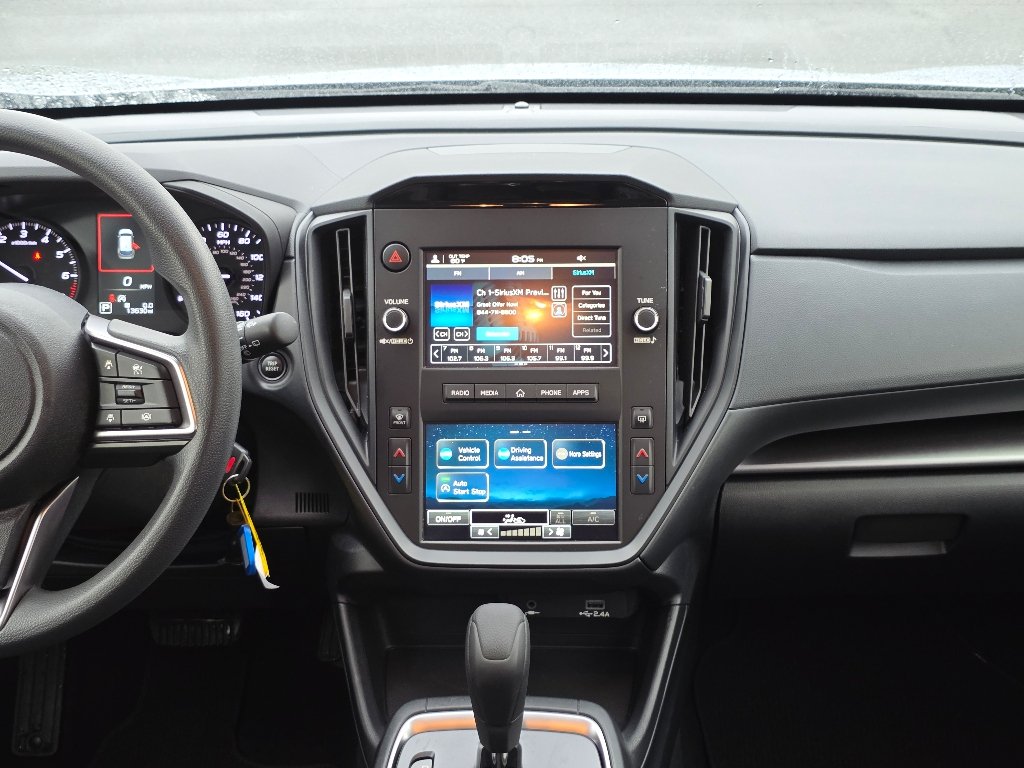 Used 2024 Ice Silver Metallic Subaru  image 3