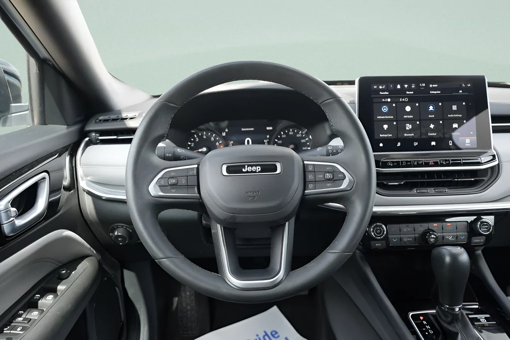 Used 2024 Silver Jeep Limited image 15