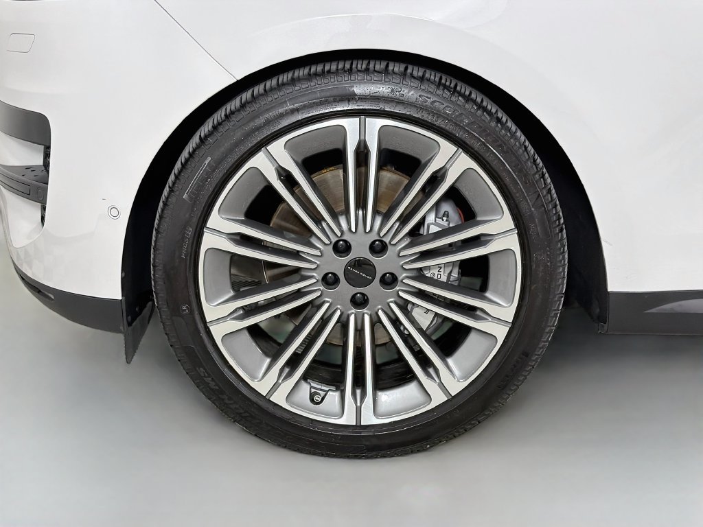Used 2026 Gray Land Rover SE image 33