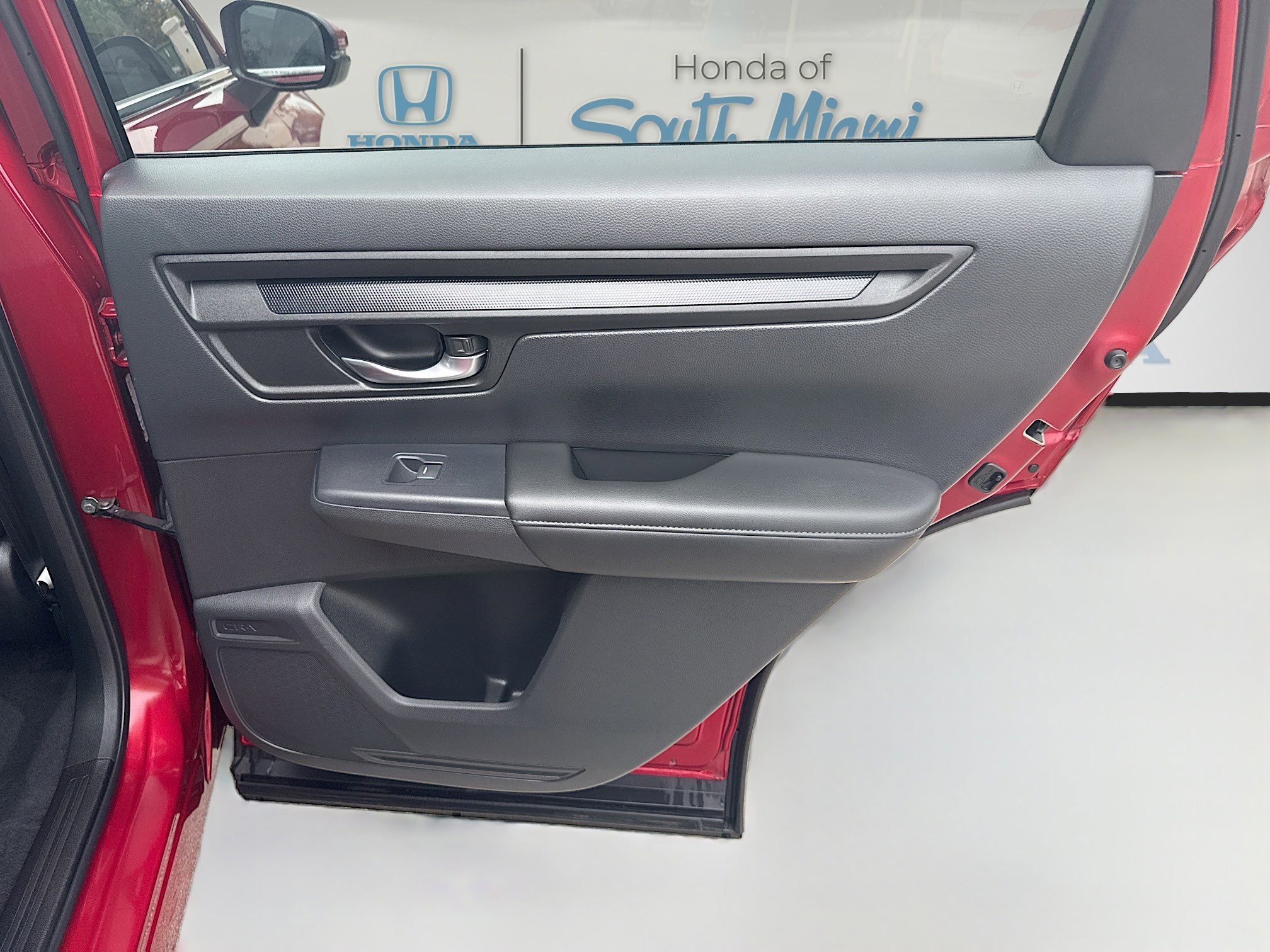 2024 Honda CR-V LX - Photo 30