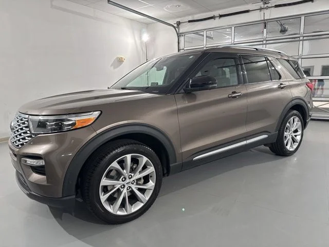 Used 2021 Gray Ford Platinum image 4