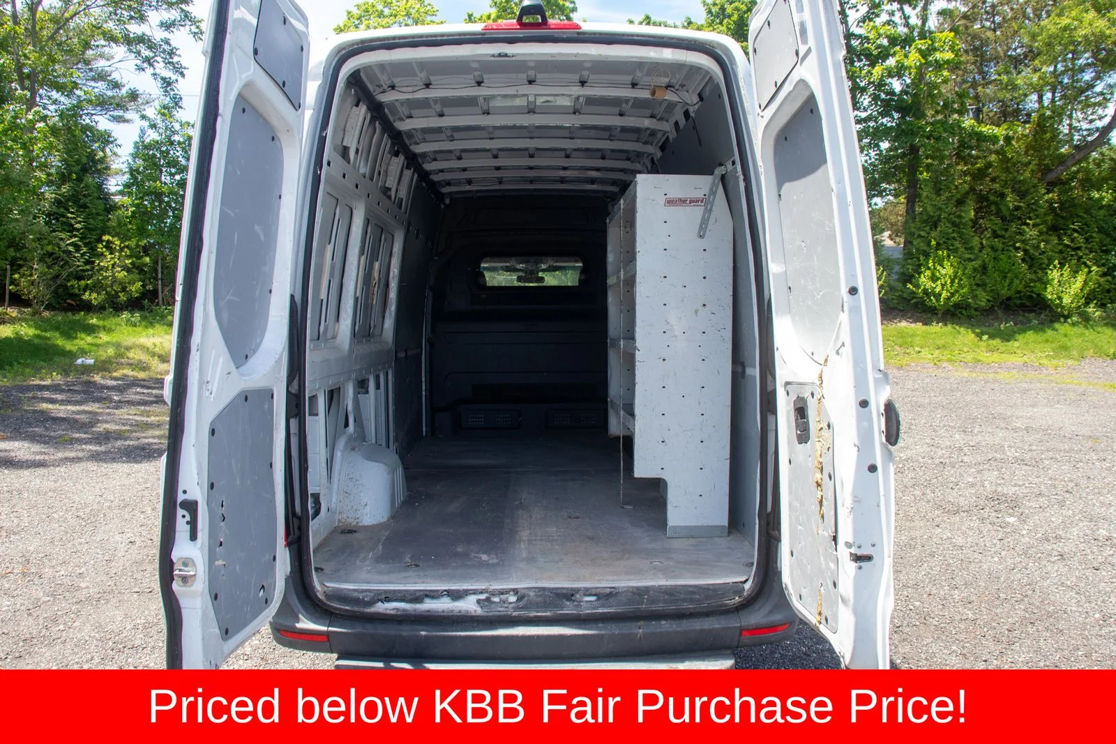 Used 2021 White Mercedes-Benz Cargo 170 WB image 14
