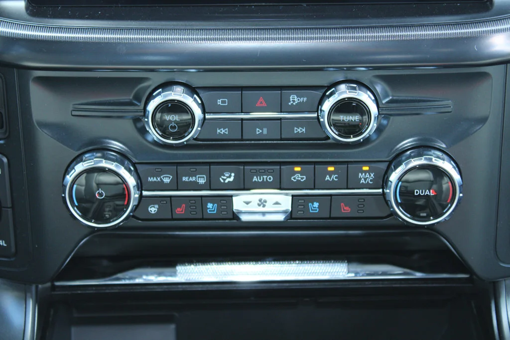 New 2026 Oxford White Ford Lariat® image 32