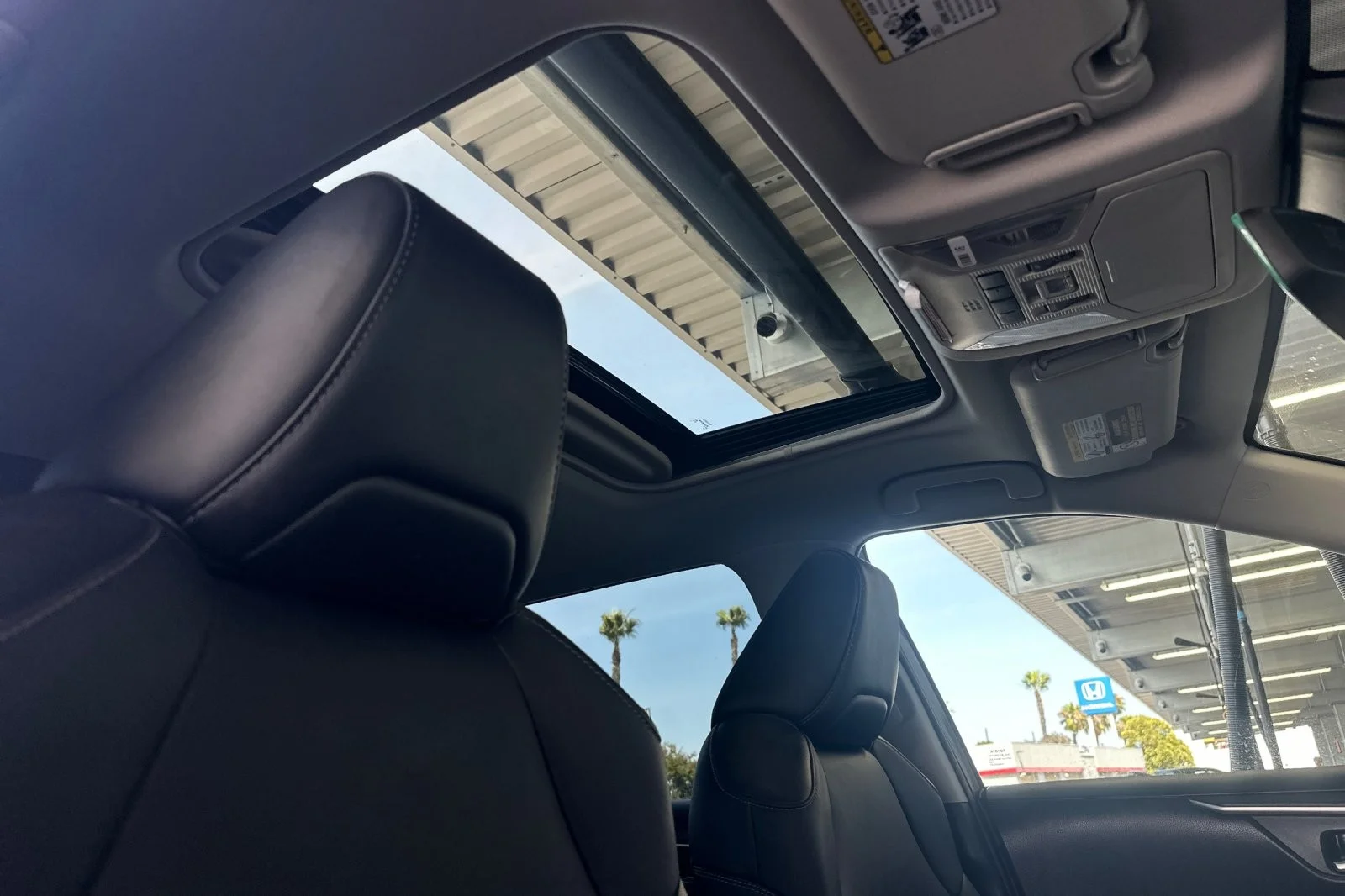 Certified Used 2022 MAGNETIC GRAY Toyota XLE Premium image 16