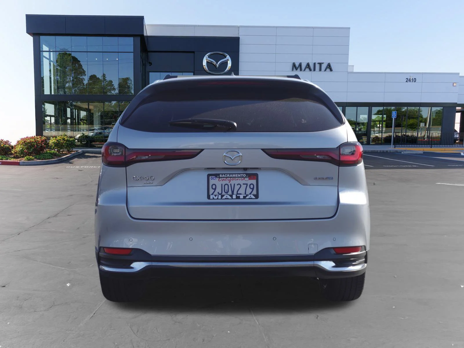 Certified Used 2024 Sonic Silver Mazda Premium Plus image 5