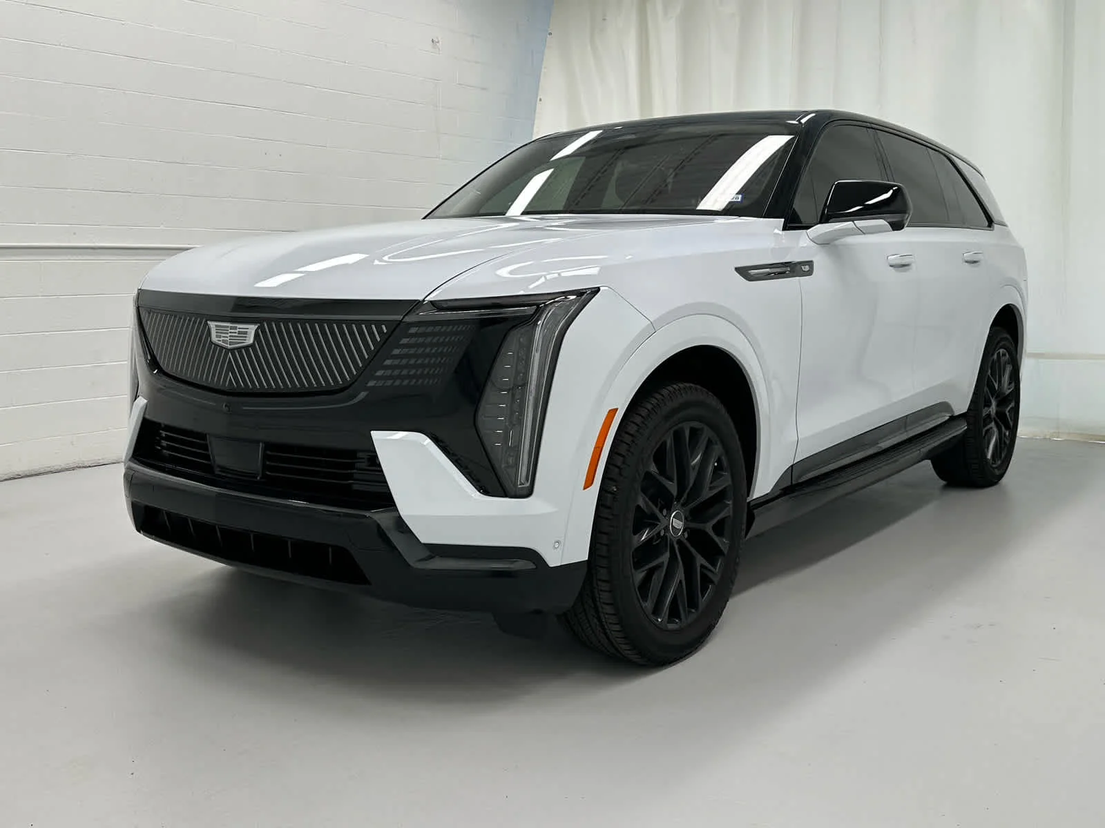 Used 2026 Vibrant White Tricoat Cadillac Premium Sport image 4
