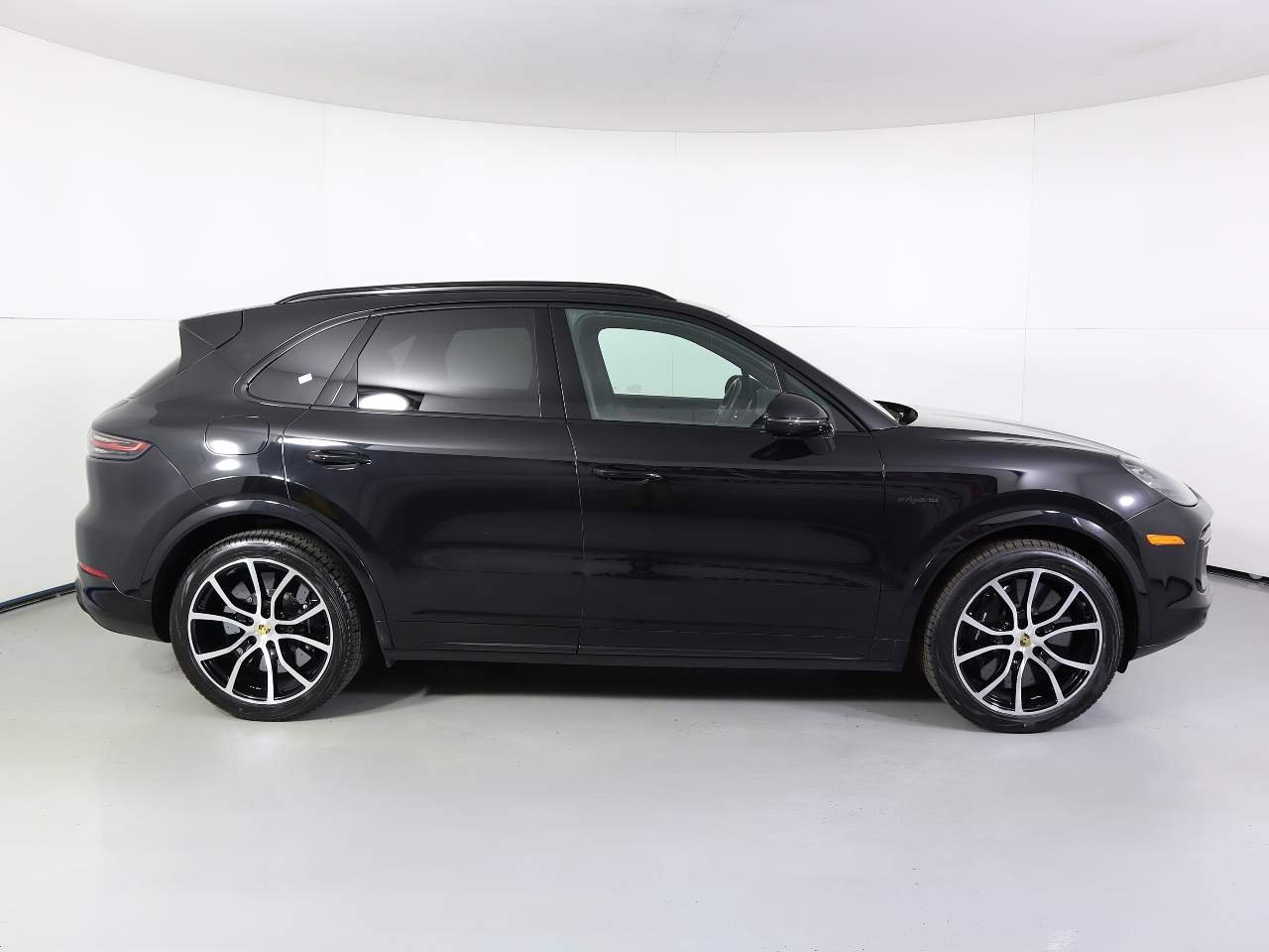 Used 2023 Black Porsche Turbo S E-Hybrid image 8