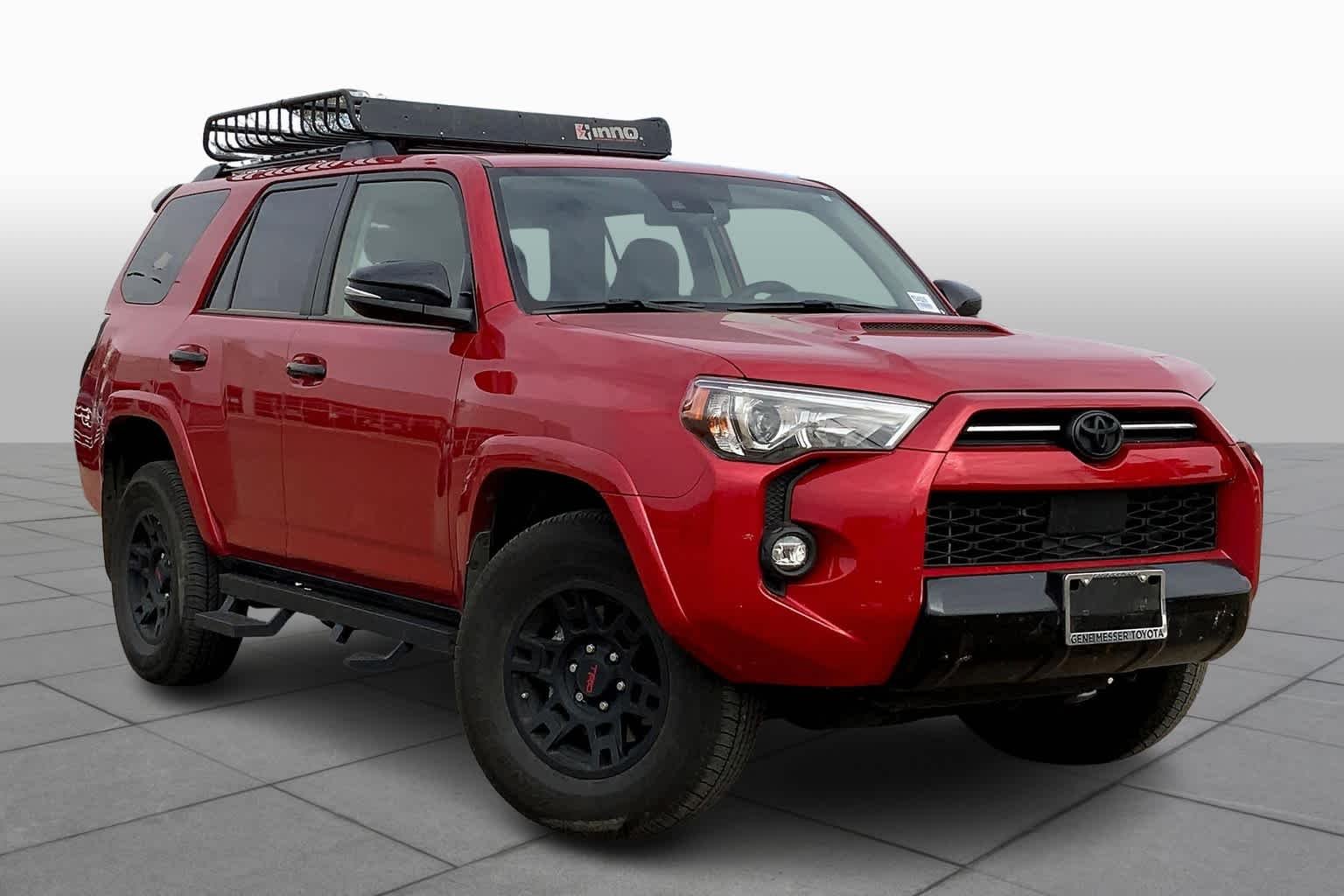 Used 2021 Barcelona Red Metallic Toyota Venture image 3