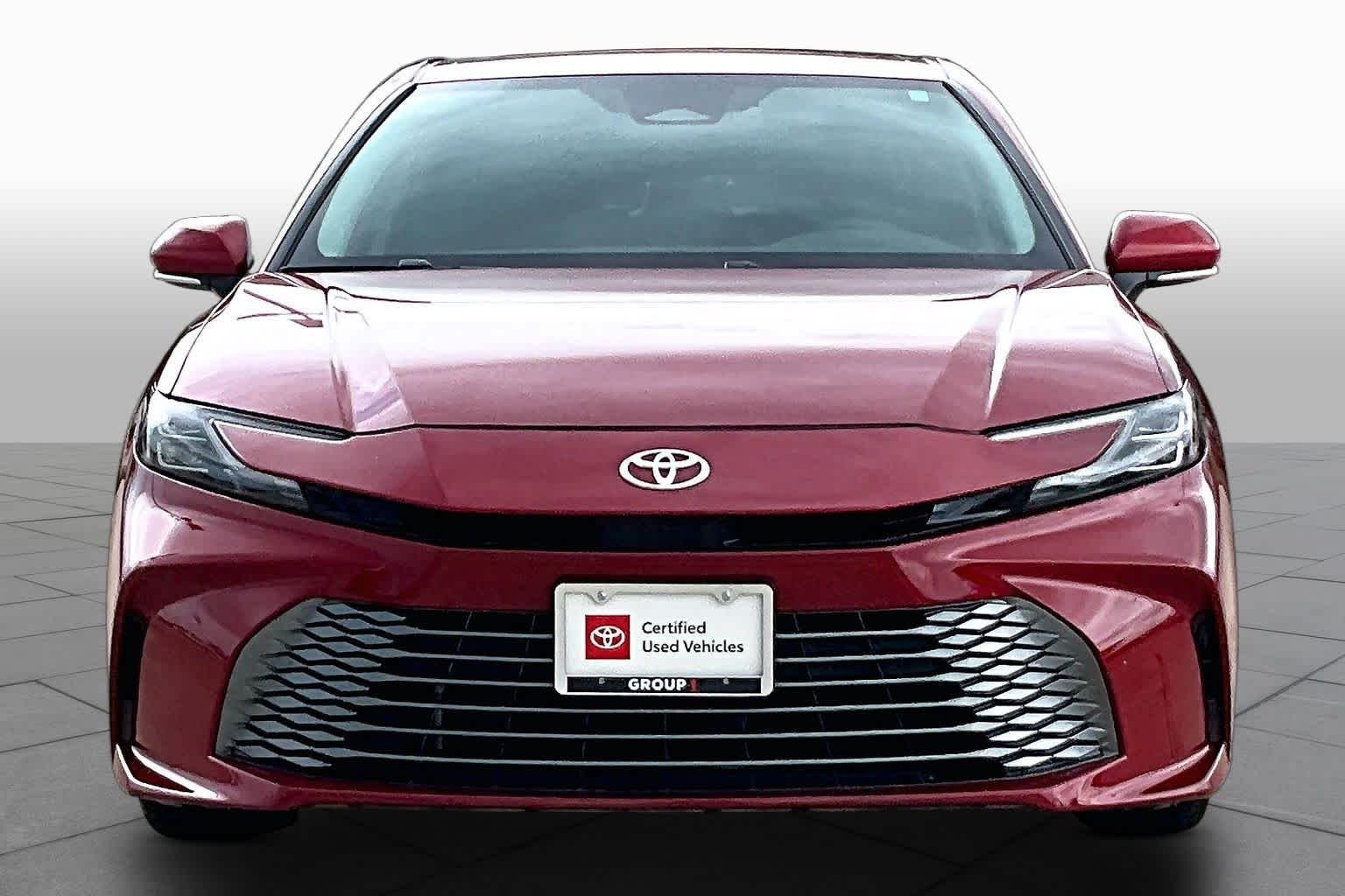 Used 2026 Supersonic Red Toyota XLE image 4