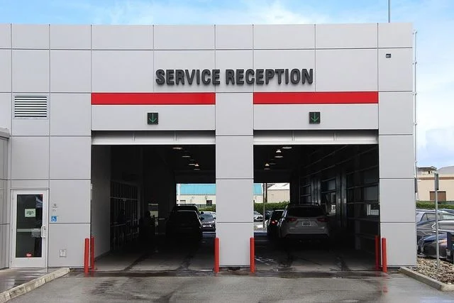 Used 2023 Gray Audi 40 Premium Plus image 40