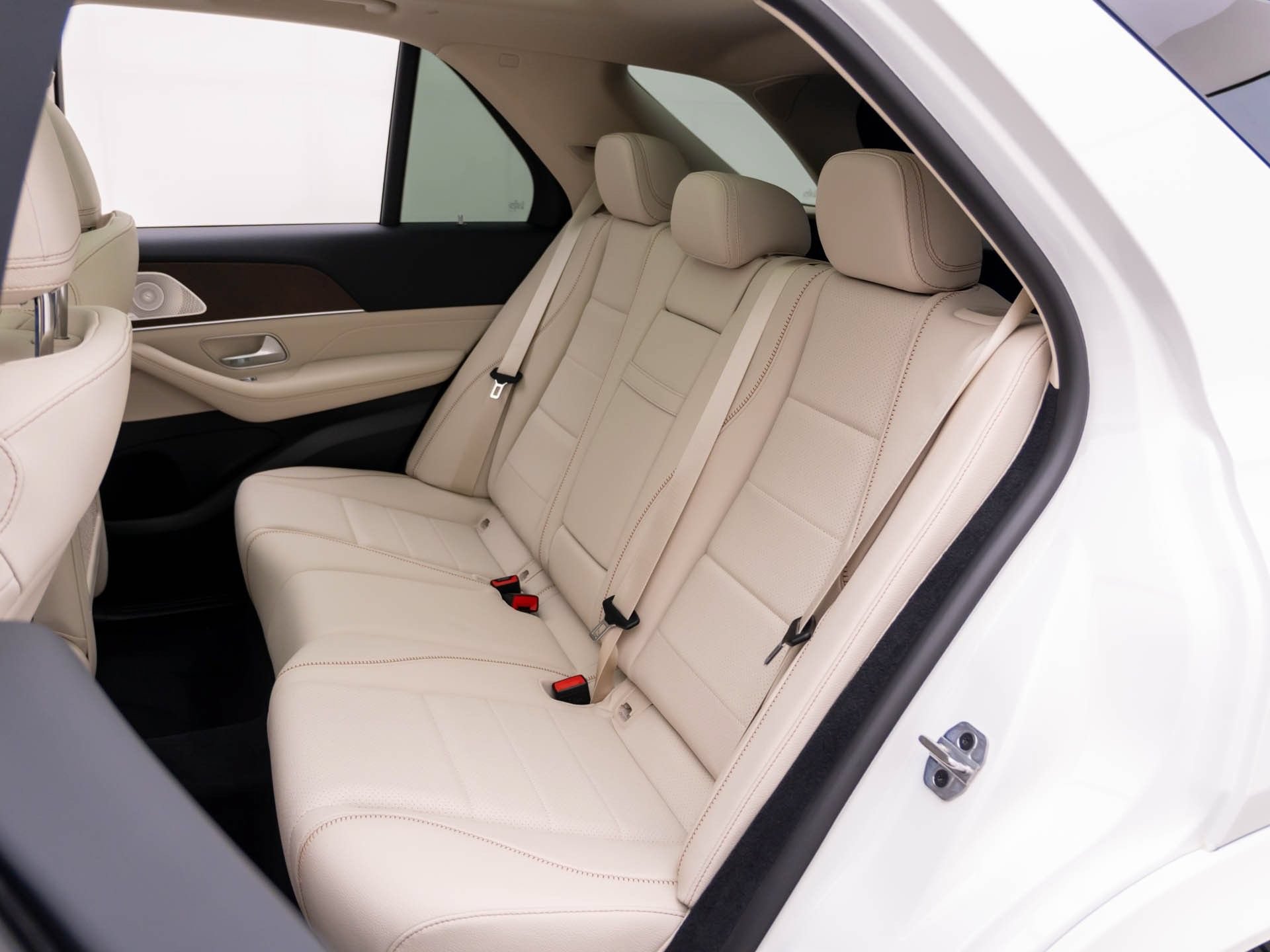 New 2027 Polar White Mercedes-Benz GLE 450 image 66