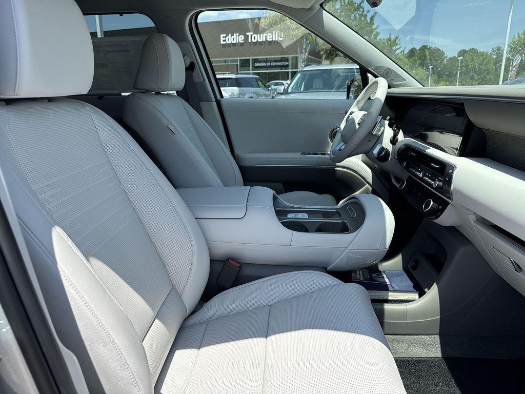 New 2026 Silver Metallic Hyundai Limited AWD image 28