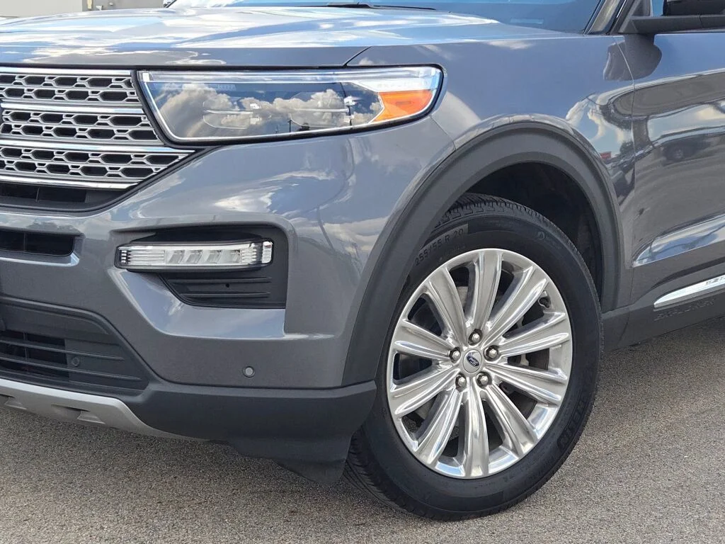 Certified Used 2021 Gray Metallic Ford Limited image 3
