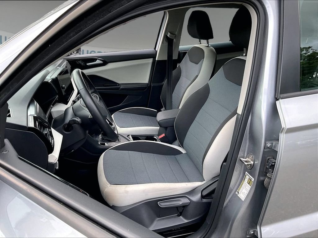 Used 2025 Gray Volkswagen 1.5T S image 10
