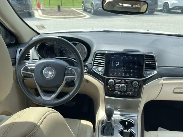 Used 2019 White Jeep Limited image 13