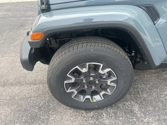 New 2026 Anvil Clear-Coat Exterior Paint Jeep Sahara image 37