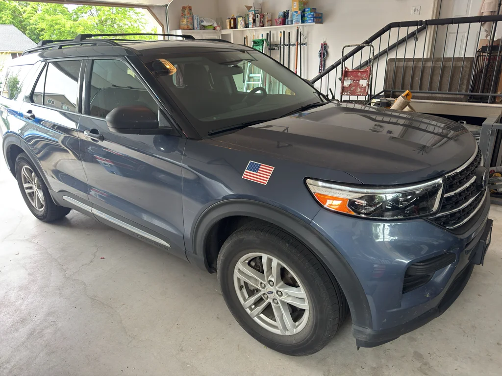 2021 Ford Explorer XLT 4WD's photo