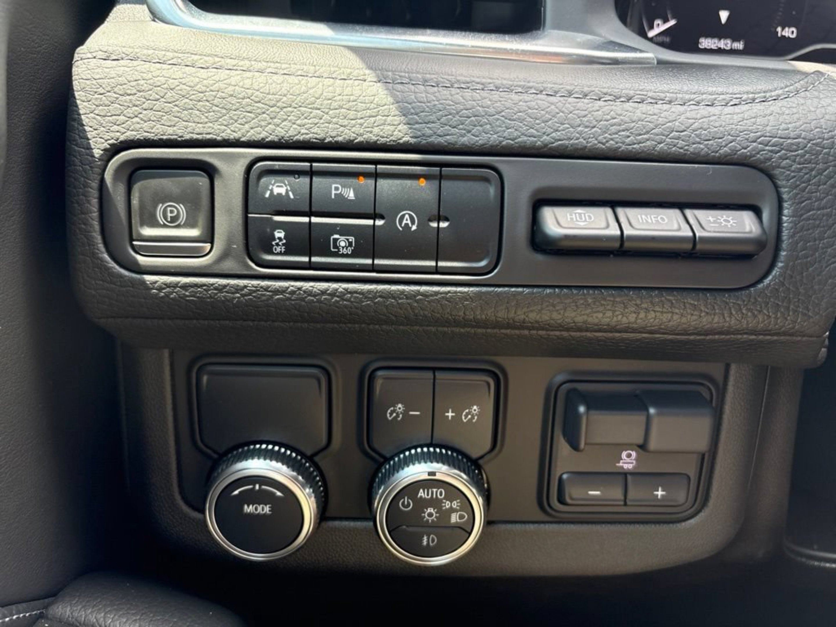 Used 2023 Sterling Metallic GMC Denali image 19