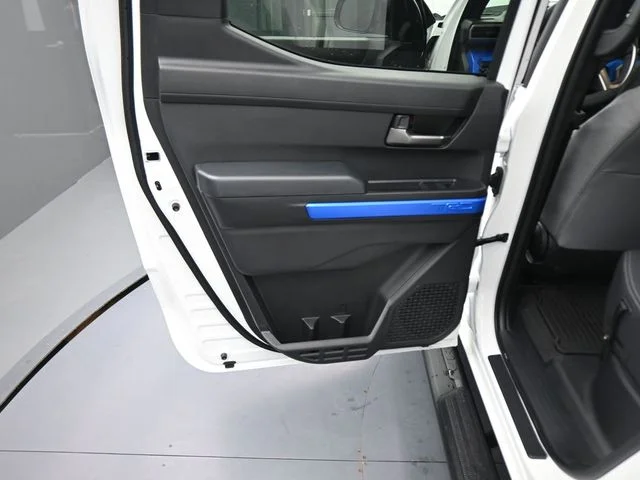 Used 2025 White Toyota TRD Off-Road image 18
