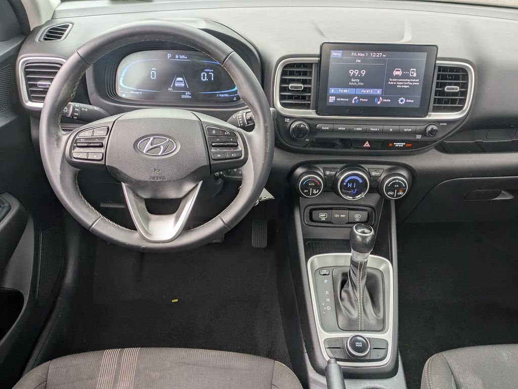 Used 2023 Silver Hyundai SEL image 31
