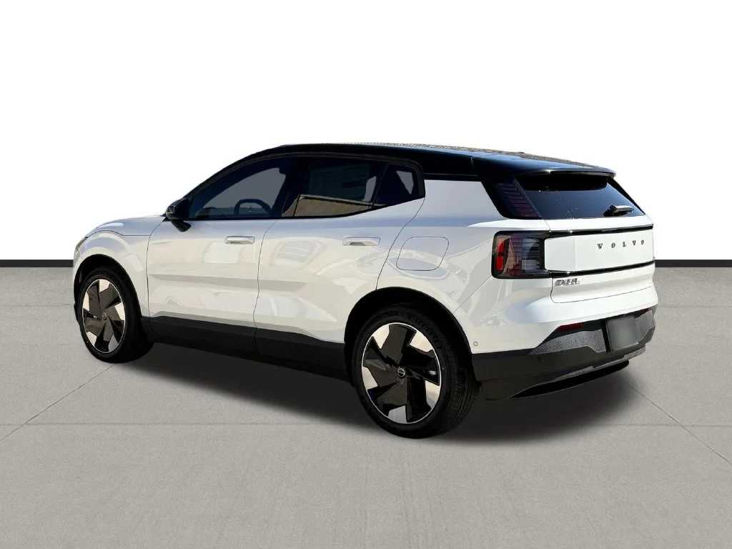 New 2026 Cyrstal White Volvo Twin Motor Performance Ultra image 7