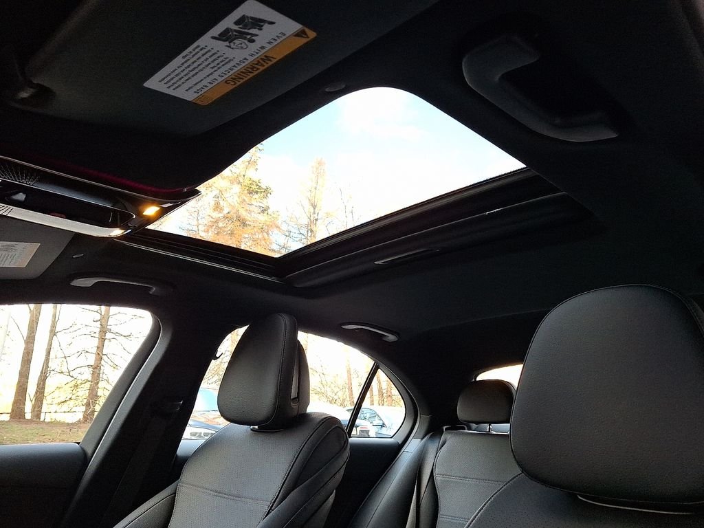 2025 Mercedes-Benz C-Class Sedan C 300 - Photo 14