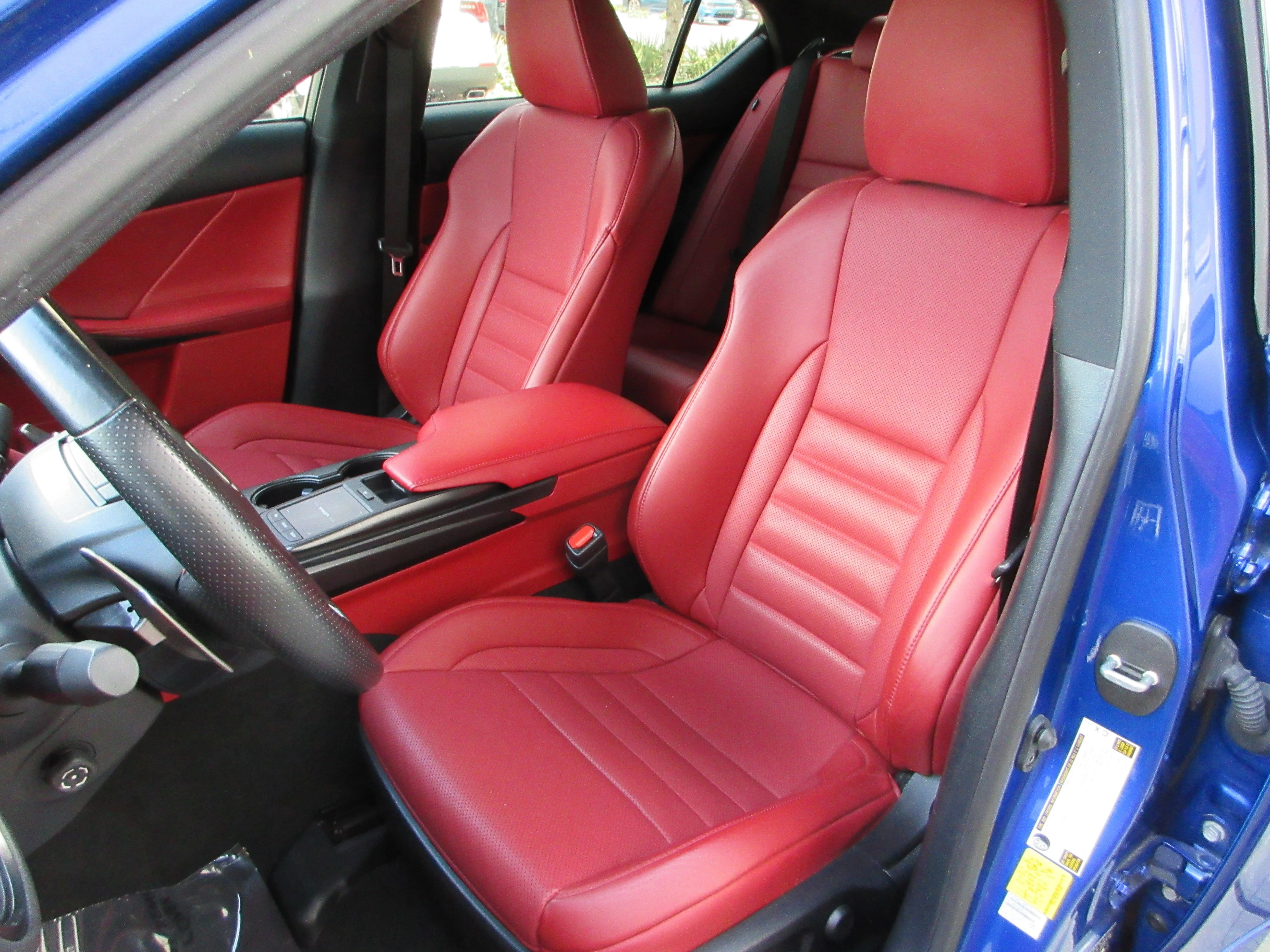 2024 Lexus IS 350 F SPORT - Photo 32